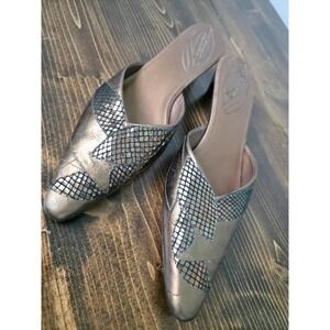 Chico's Sz. 6 M Slip-On Metallic Bronze Leather Mules Shoes  Women's Samantha